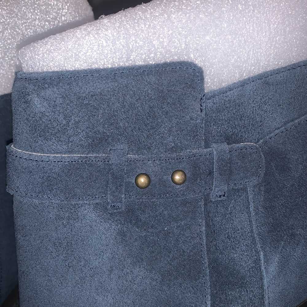 New Sole Society Women's Boots - Picture 5 of 8